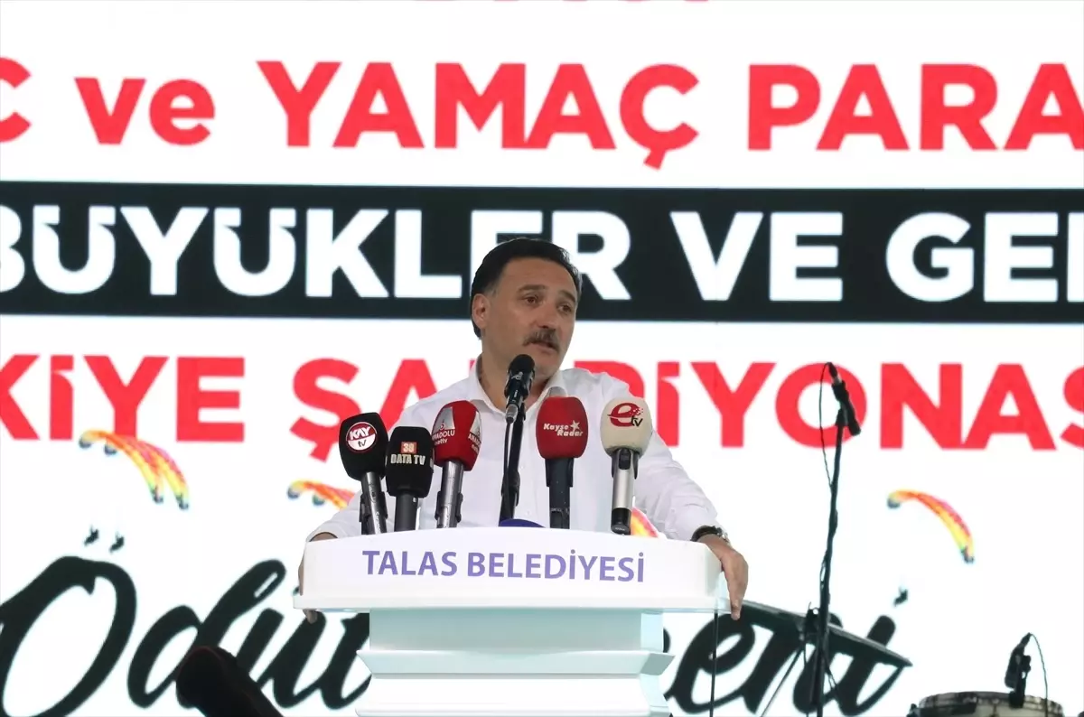 Yamaç Paraşütü Şampiyonası Kayseri'de Tamamlandı