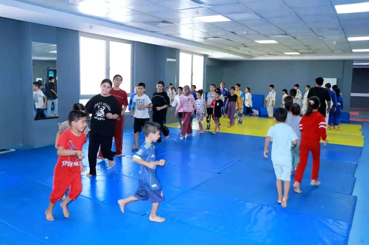 Haliliye Belediyesi'nden Minik Sporculara Judo Eğitimi