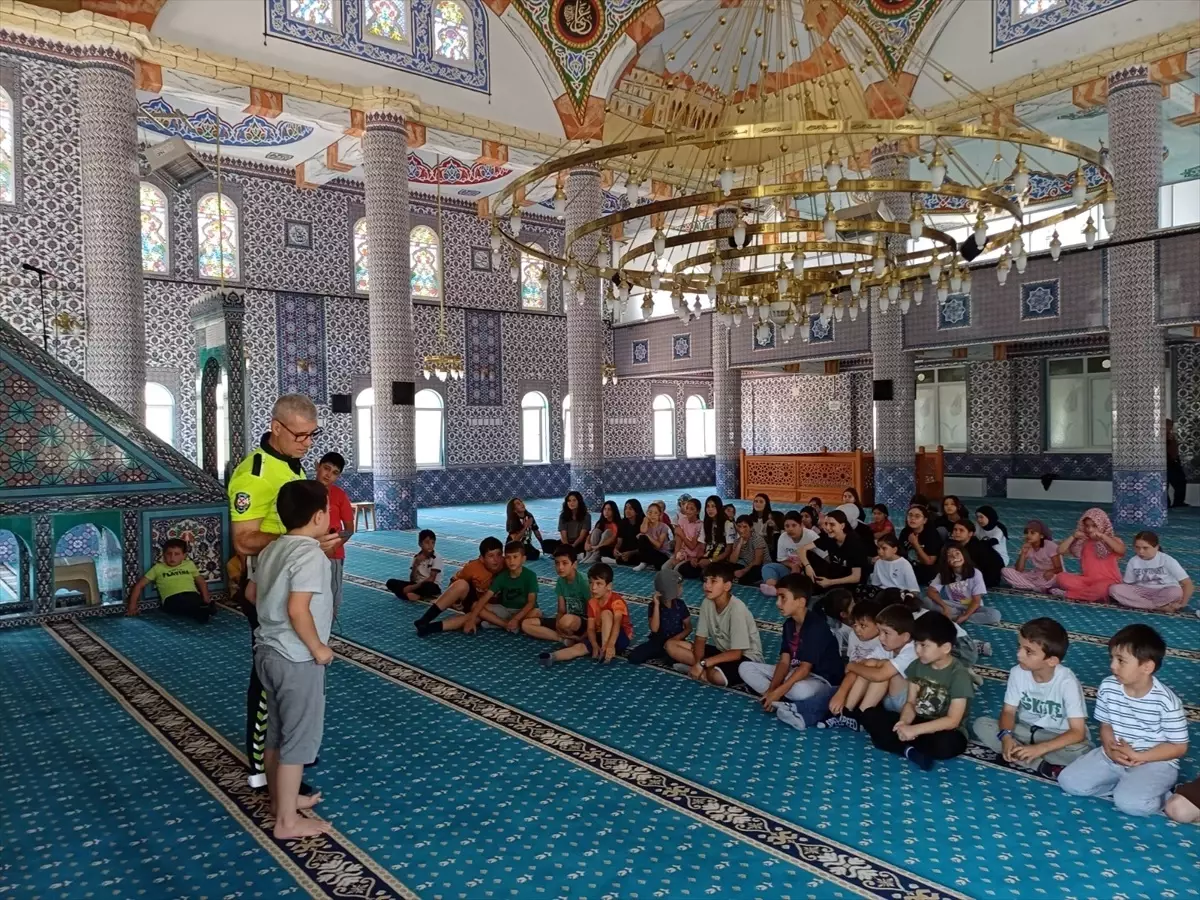 Afyon'da Kur'an Kurslarına Trafik Eğitimi