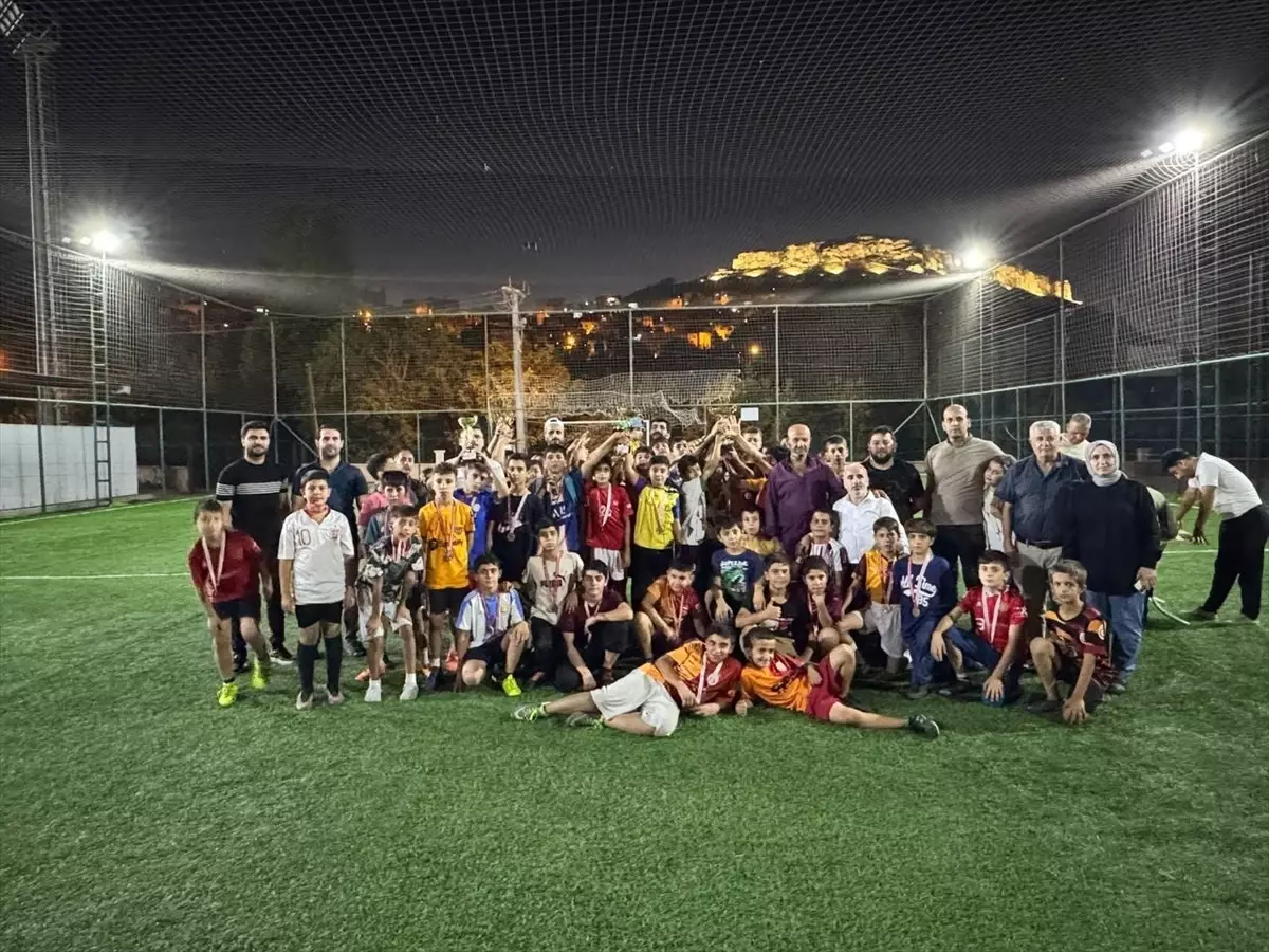 Savur'da Halı Saha Futbol Turnuvası Sona Erdi