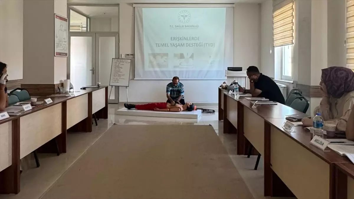Niğde'de İlk Yardım Eğitimi Düzenlendi