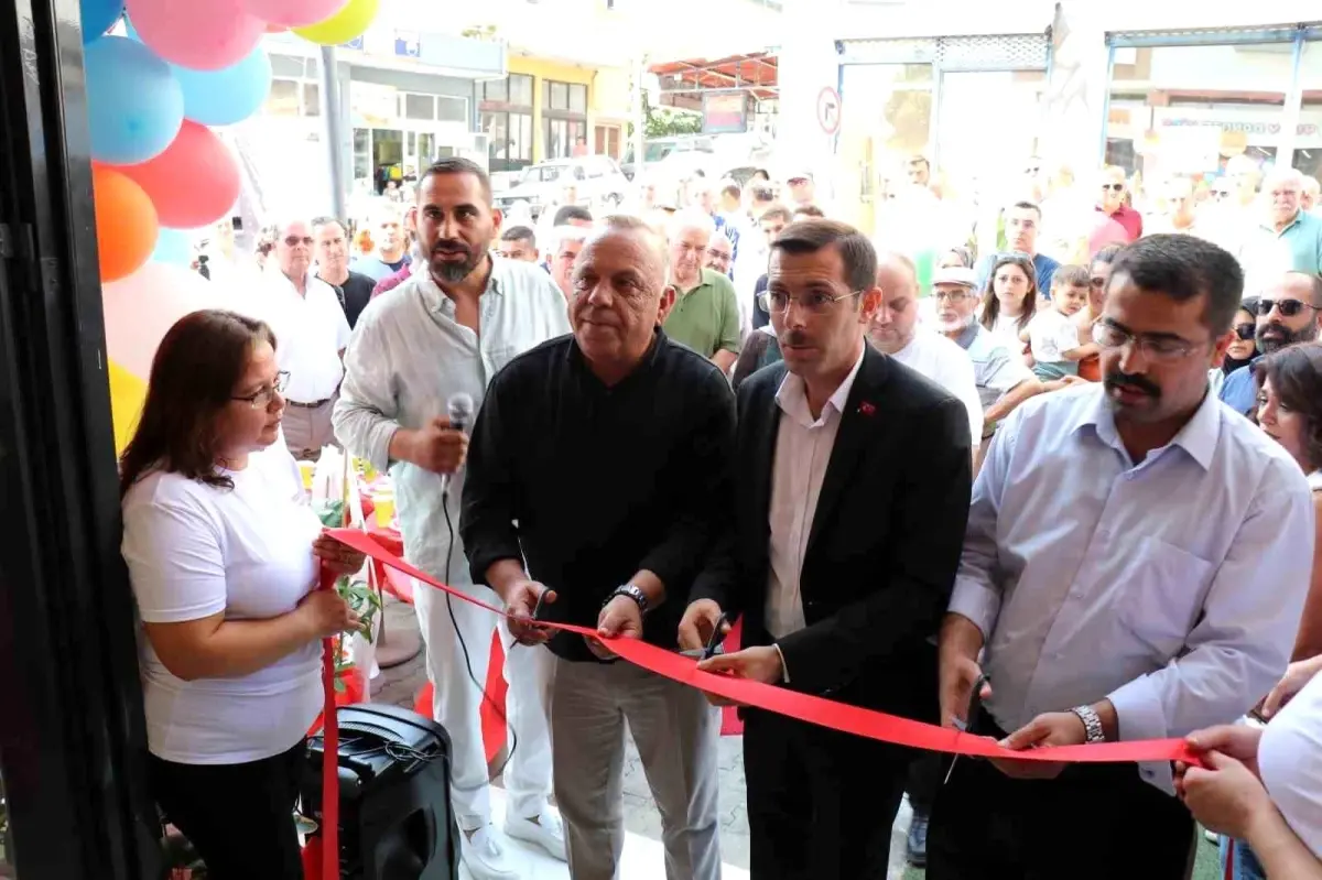 Bozdoğan'da Kırtasiye ve Oyun Salonu Açıldı