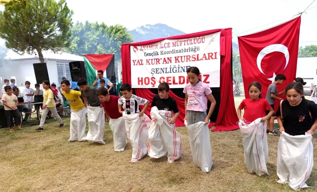 Anamur'da Yaz Kur'an Kursları Şenliği