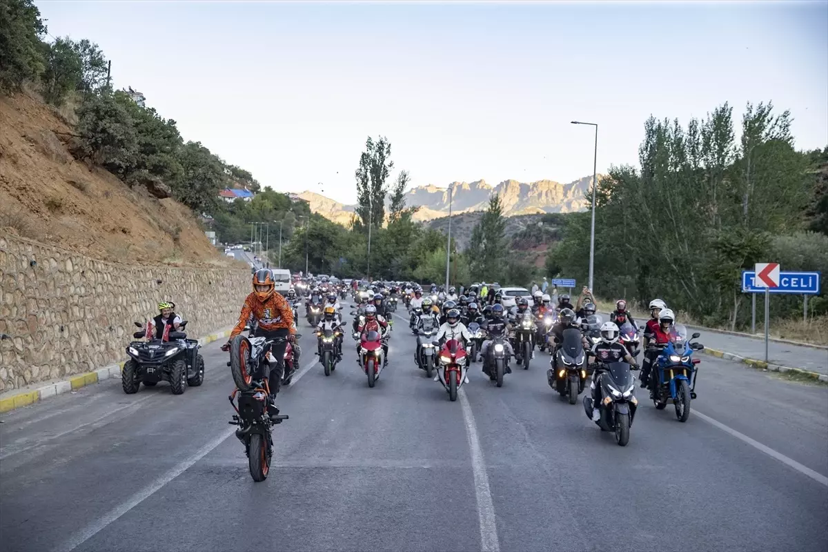 Tunceli'de Motosiklet Turu Heyecanı
