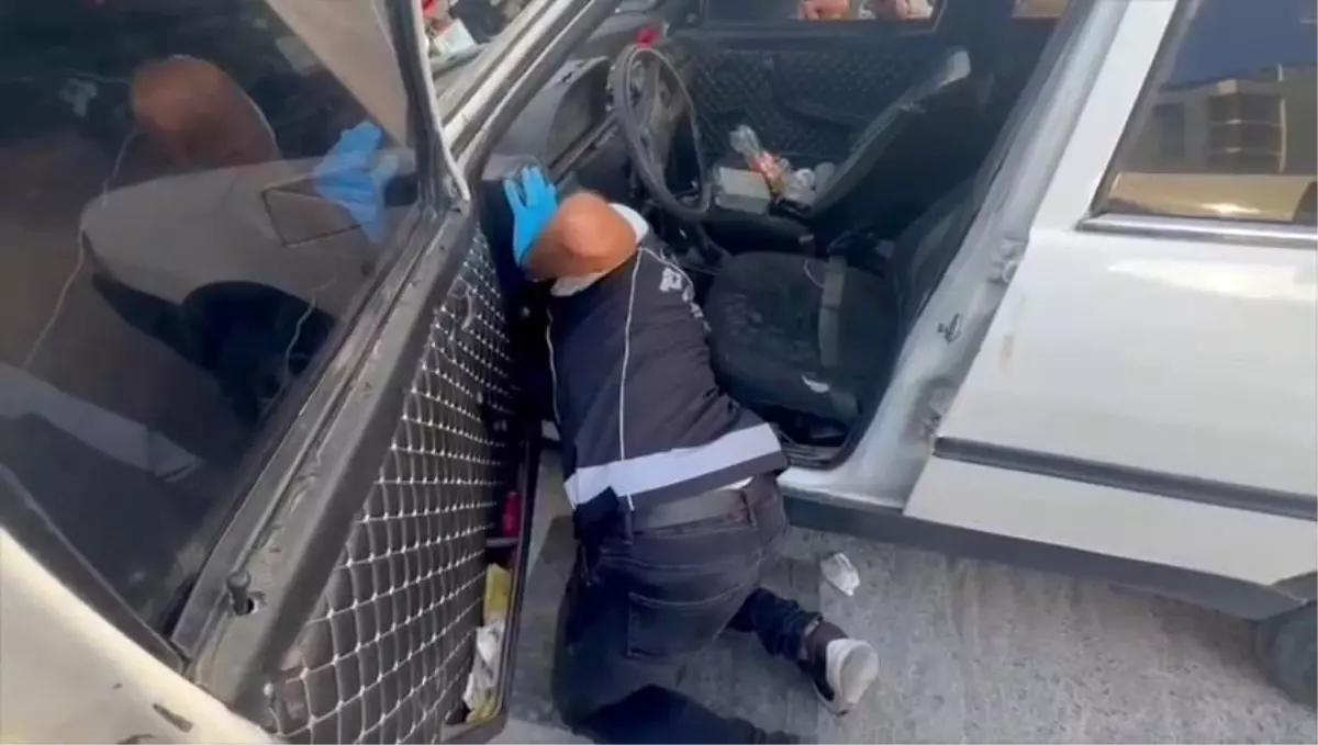 Hatay'da 2 Bin Uyuşturucu Hap Ele Geçirildi