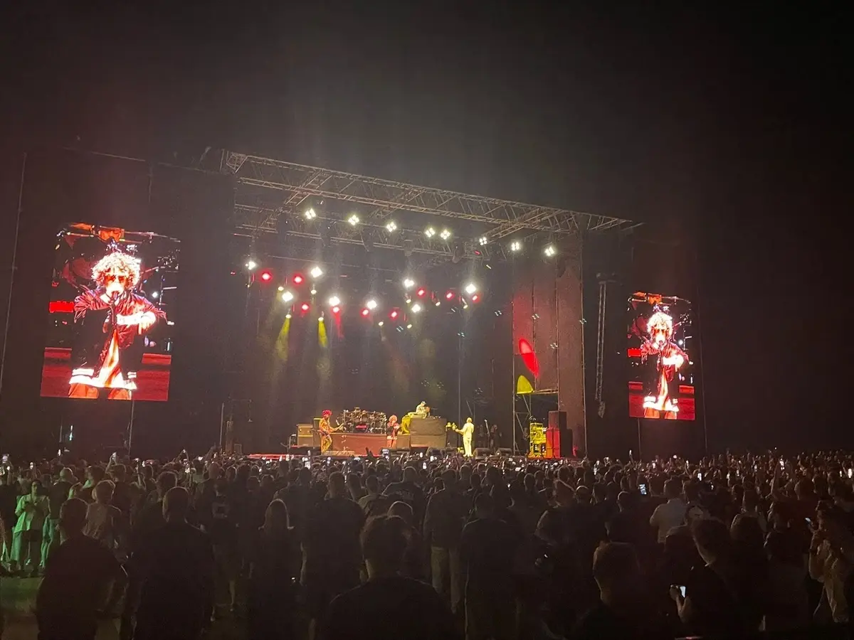 Limp Bizkit İstanbul'da Coşkuya Doyurdu