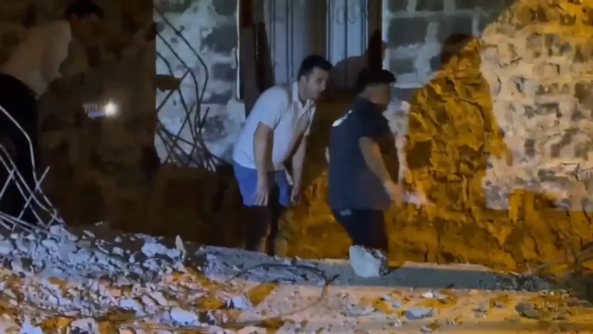 Balkon Çöktü, Bebeği Kurtardılar