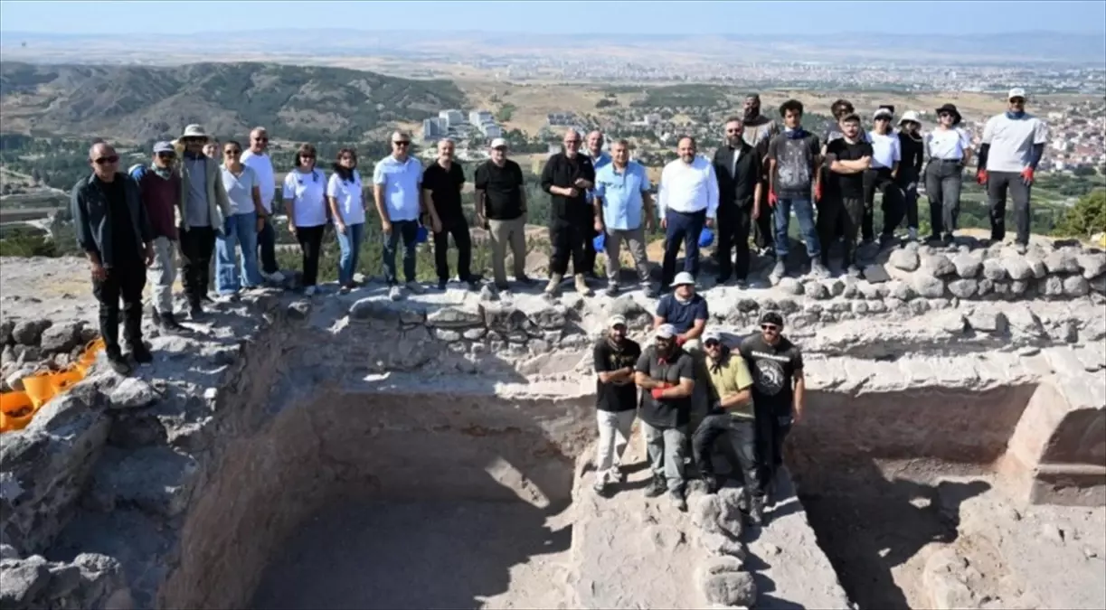 Karacahisar Kalesi Kazı Alanına Ziyaret