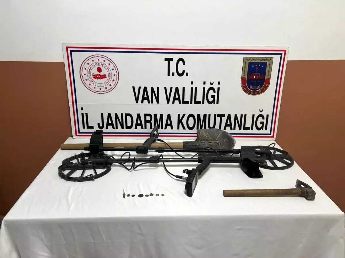 Van'da Tarihi Eser Kaçakçılığı Operasyonu