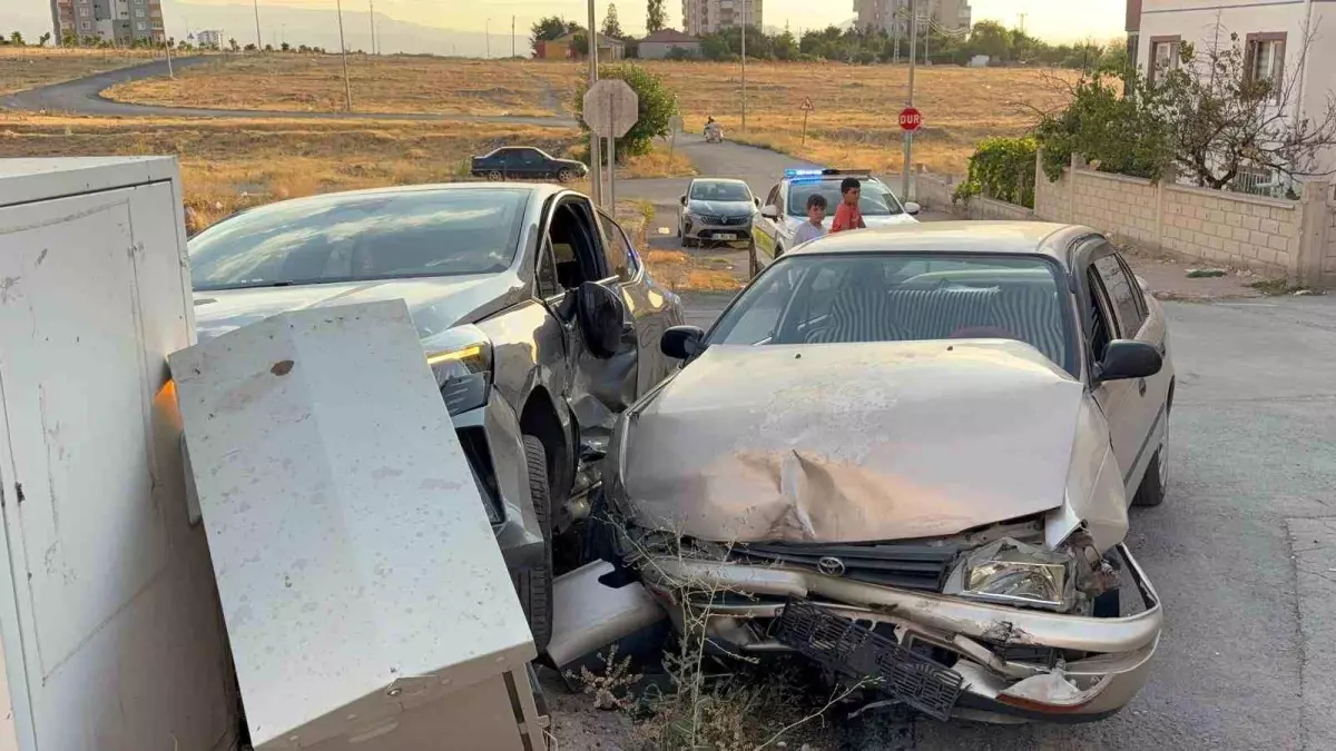 Kayseri'de Trafik Kazası ve yangın