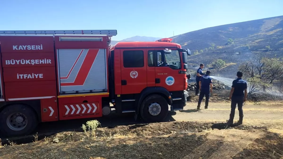 Kayseri İtfaiyesi Sivas'a Yangın Müdahelesiyle Destek Oldu