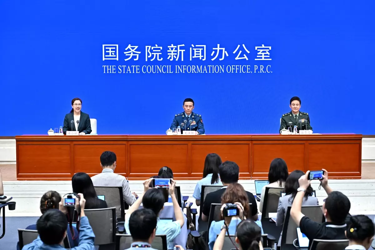 Xi Jinping Geçit Töreninde Birlikleri Teftiş Edecek