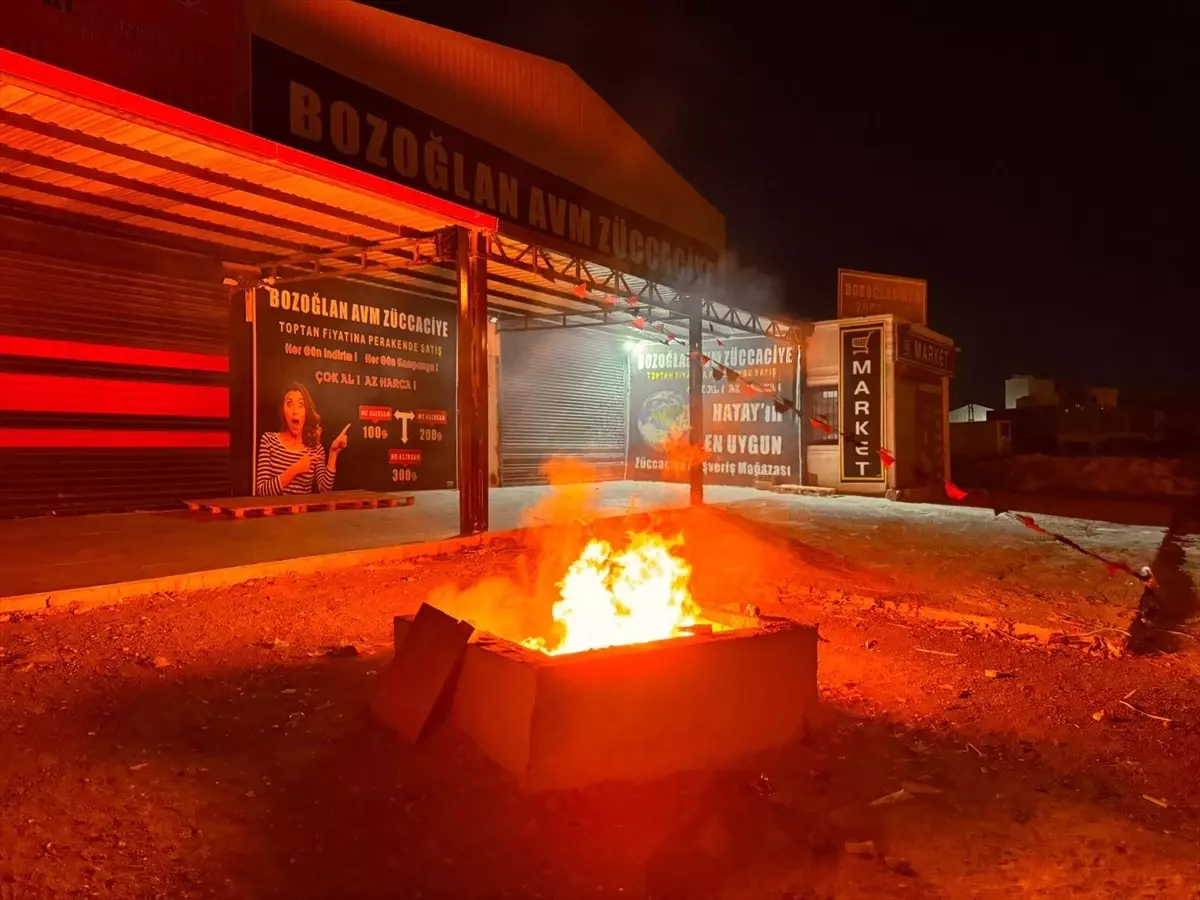 Antakya'da Yağmur Giderlerinde Yangın