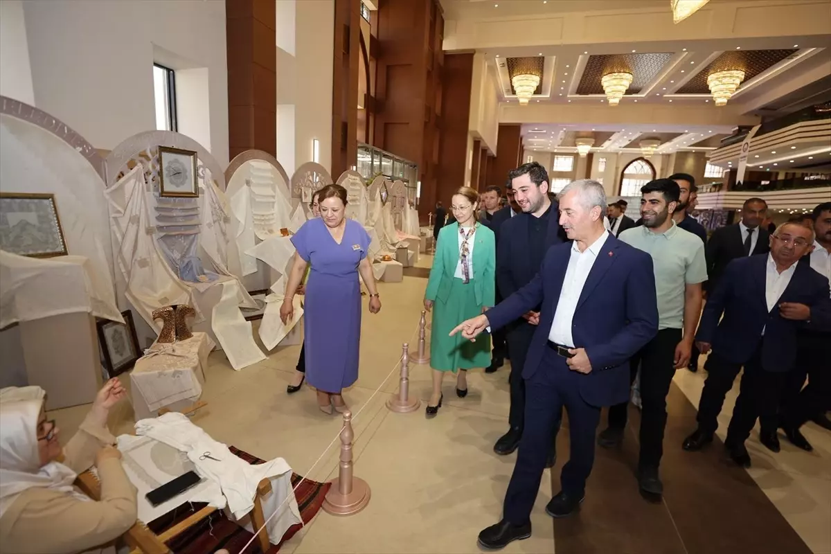 Gaziantep'te Yaz Okulu Sergisi Açıldı