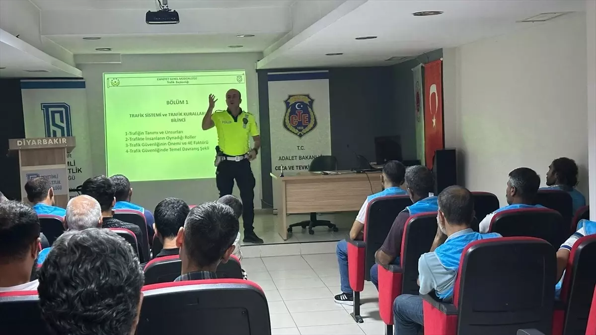 Diyarbakır'da Trafik Güvenliği Eğitimi