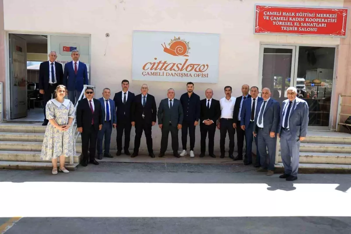 Azerbaycan Heyeti, Çameli'nin Sakin Şehir Projesini İnceledi