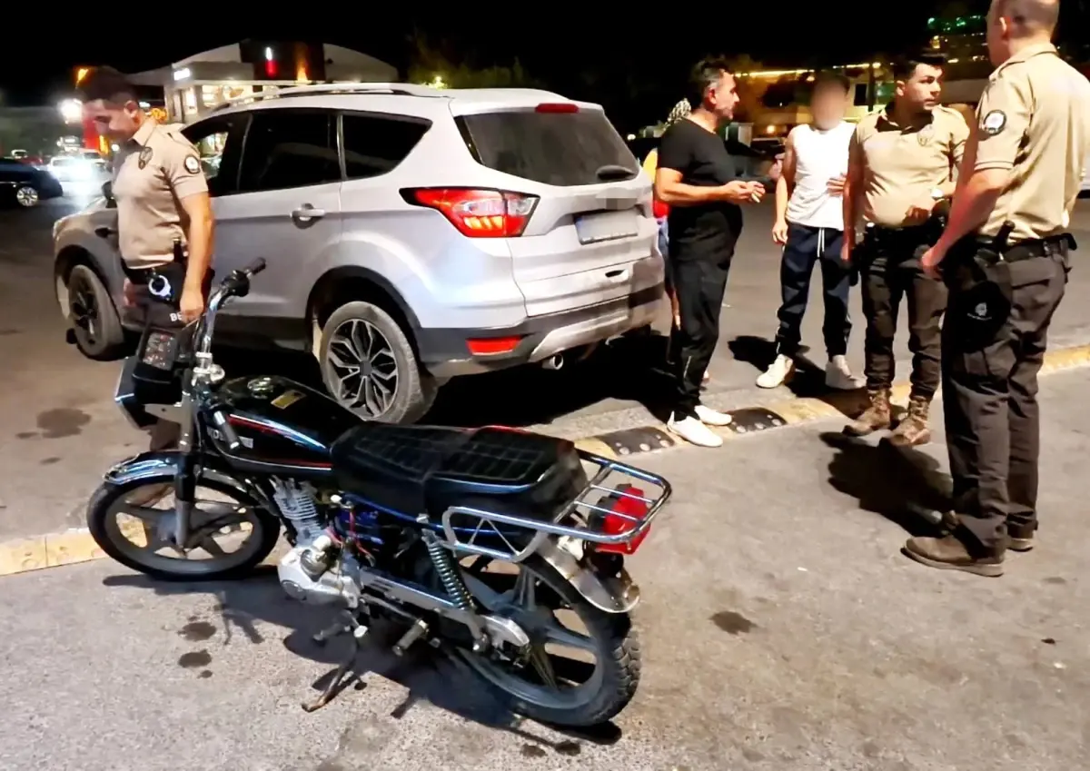 Aksaray'da Plakasız Motosiklet Ele Geçirildi
