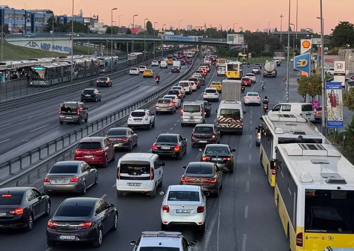 İstanbul'da Akşam Trafik Yoğunluğu