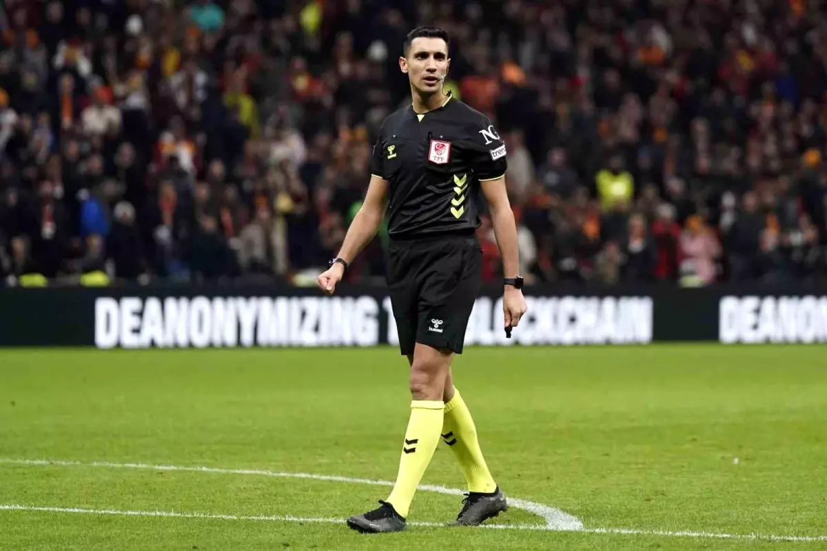 Kayserispor - Galatasaray Maçını Alper Akarsu Yönetecek