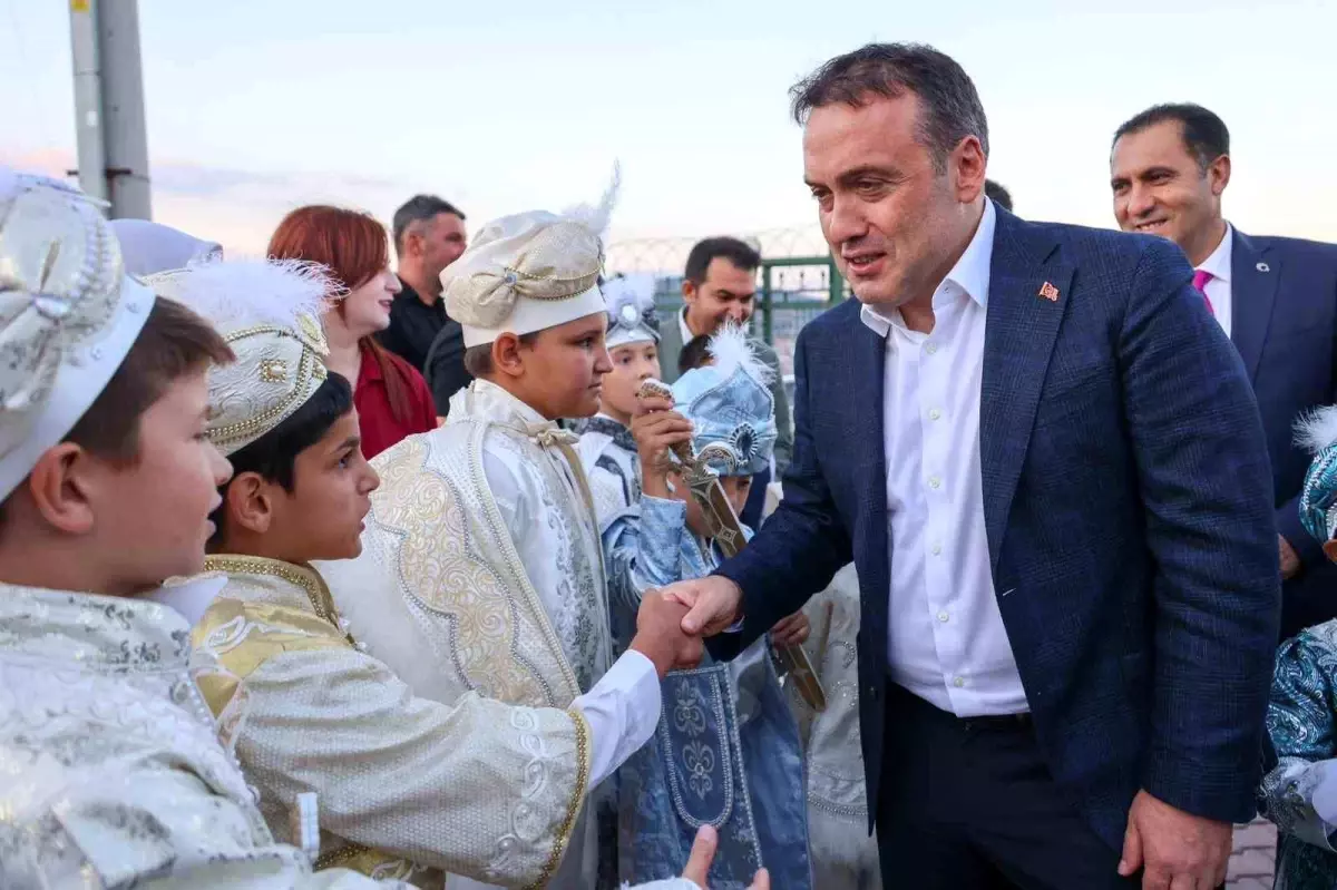 Bozüyük'te Çocuklar için Sünnet Düğünü