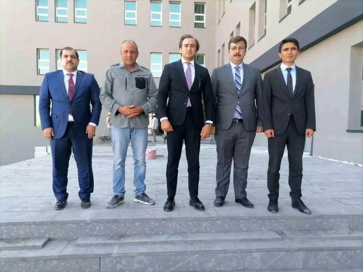 Hınıs Adalet Sarayı İnşaatı Tamamlanıyor