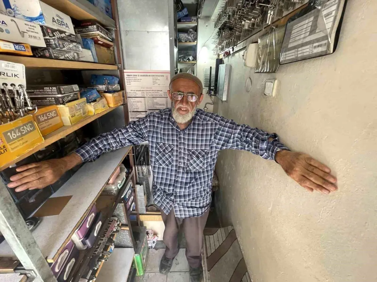 28 Yıldır Anahtarcılık Yapan Usta: 'Burayı Saray Gibi Seviyorum'