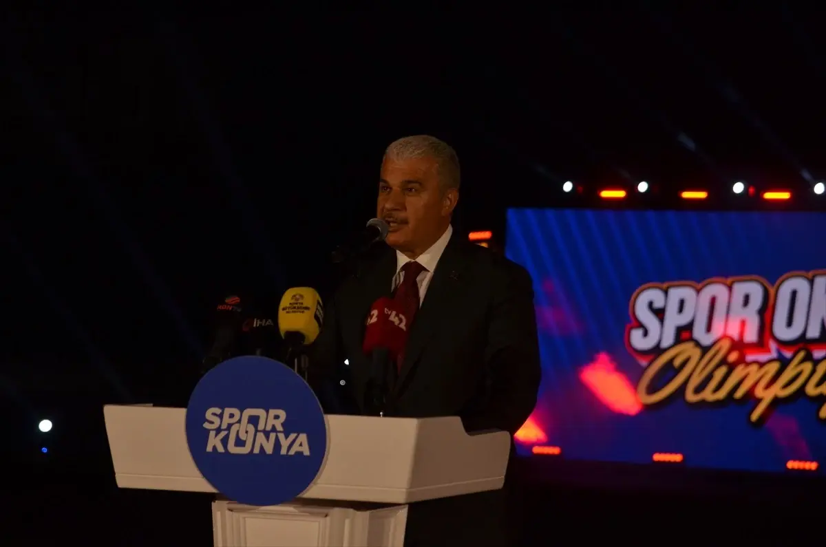 Konya'da İlçe Spor Okulları Olimpiyatları Açıldı