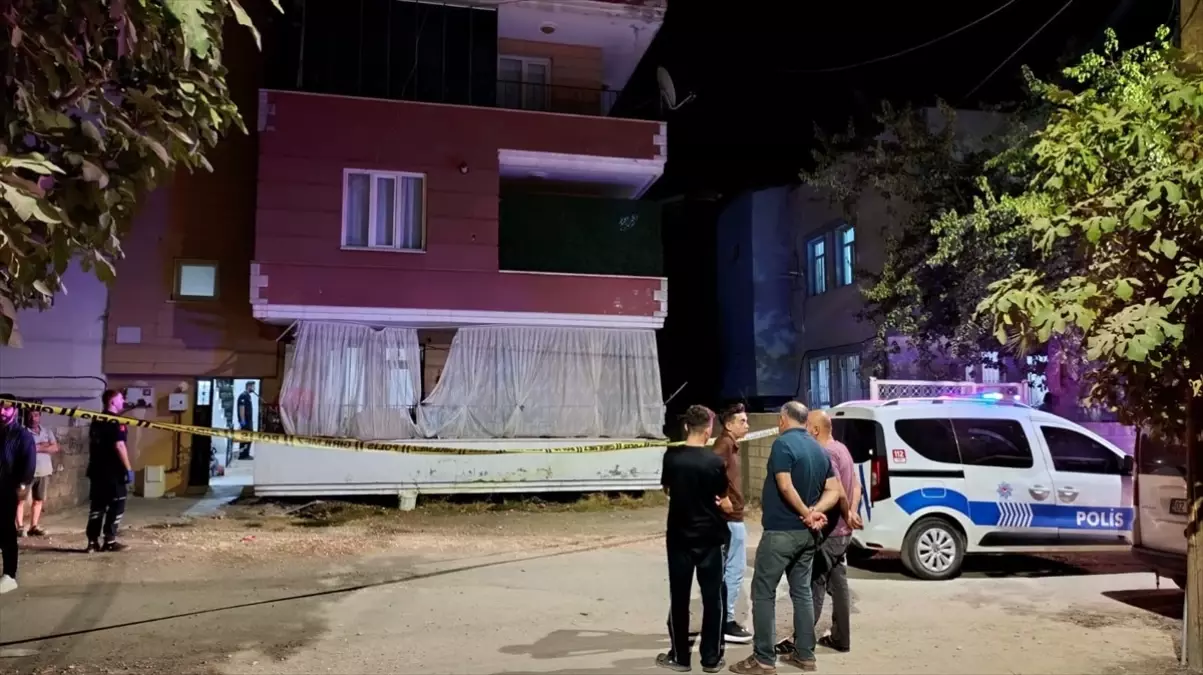 Baba Oğlu Tarafından Bıçaklandı