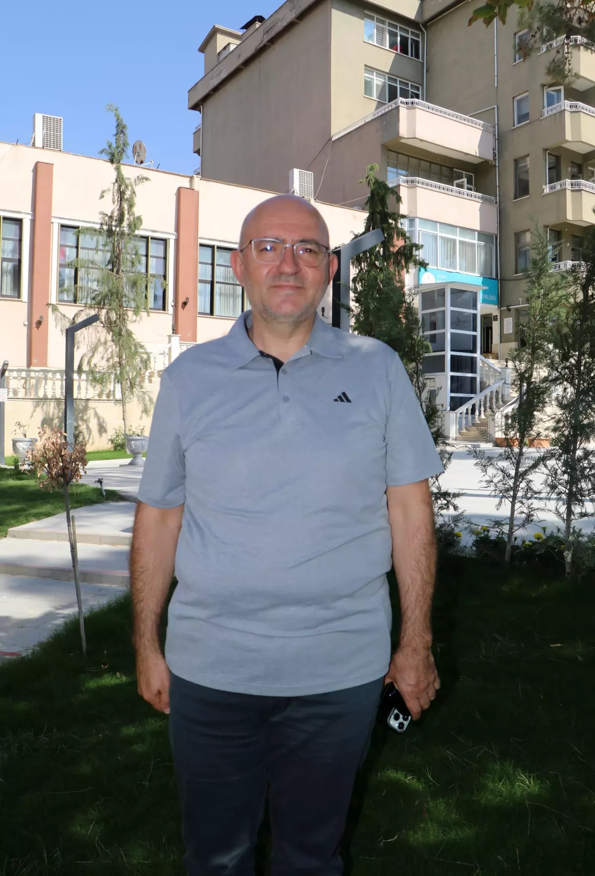 Adem Korkmaz, Tarih Eğitimi Alacak