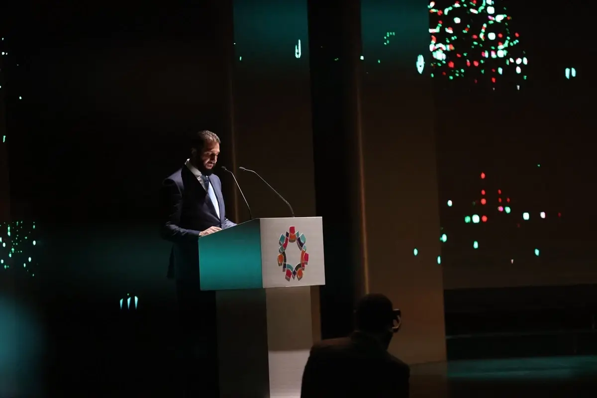 Yeni Suriye'de 62. Uluslararası Şam Fuarı Açıldı