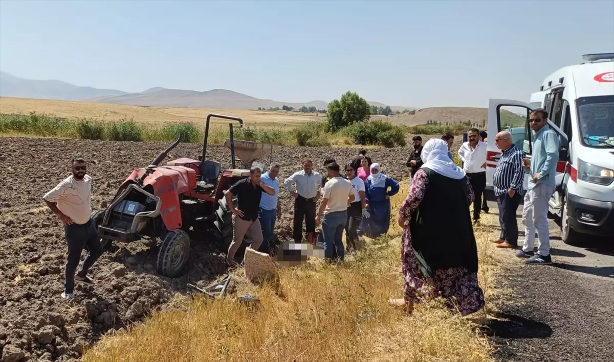 Traktör Devrildi: Genç Sürücü Hayatını Kaybetti