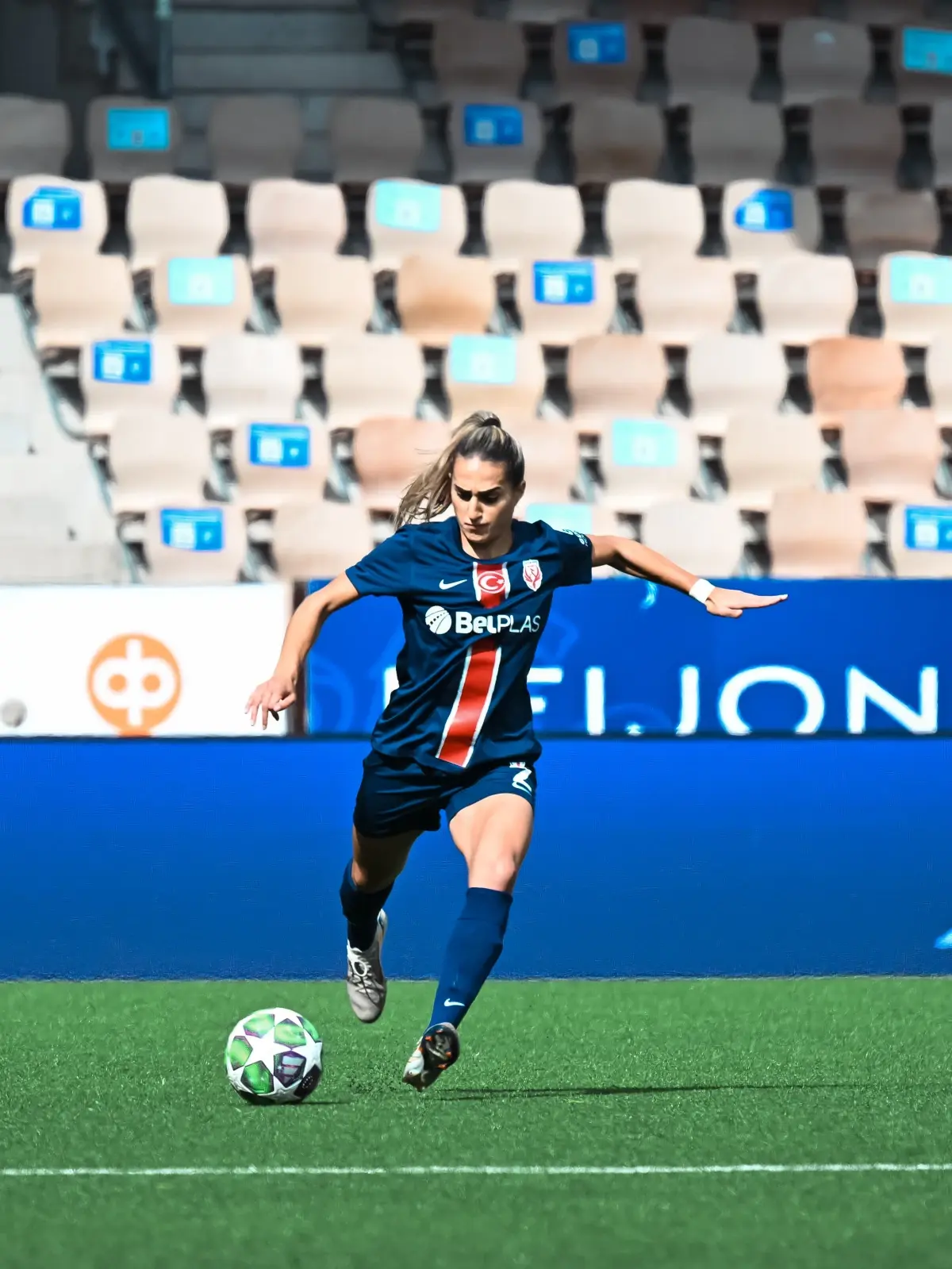 Fomget, Slavia Prag'a Mağlup Oldu