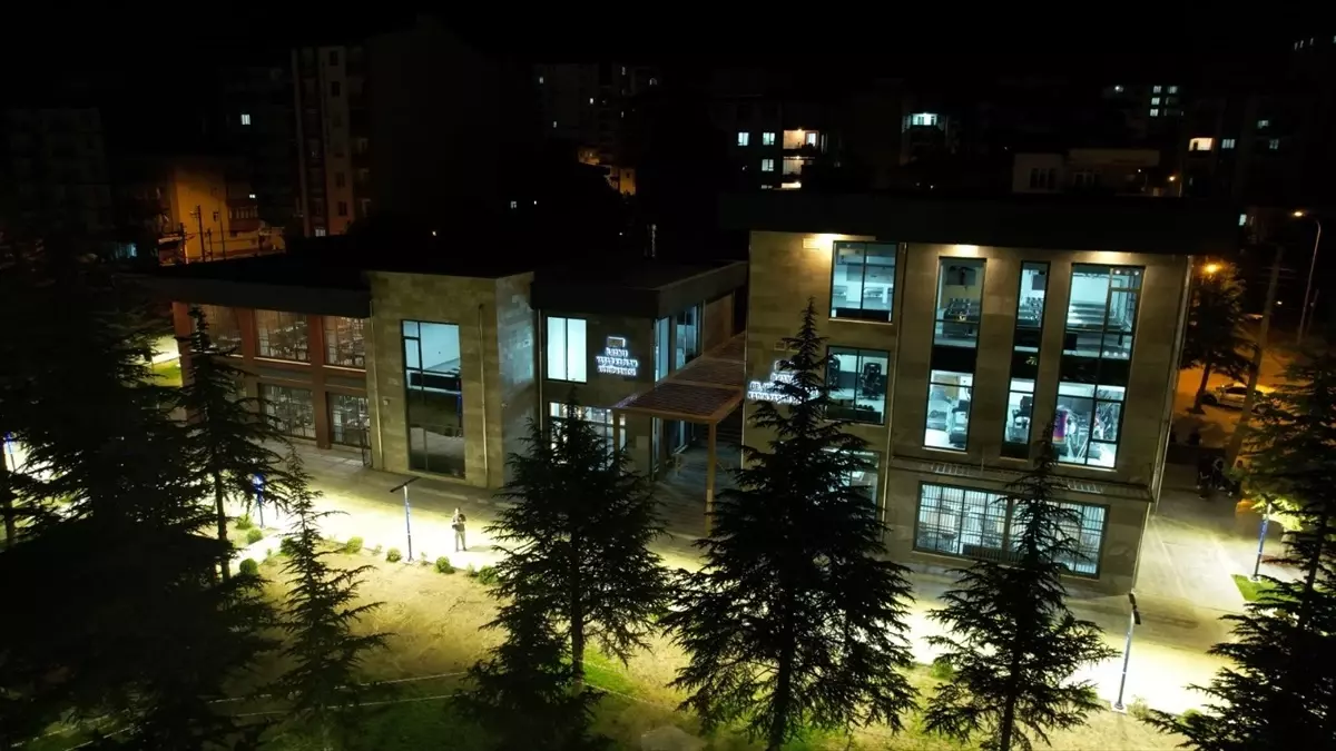 Niğde'de Kütüphane ve Kadın Yaşam Merkezi Açılıyor