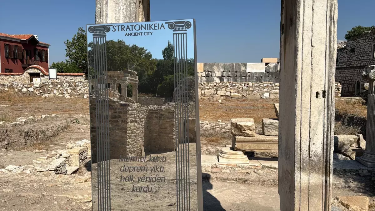 Stratonikeia'da Kadınlardan Tarihe Destek
