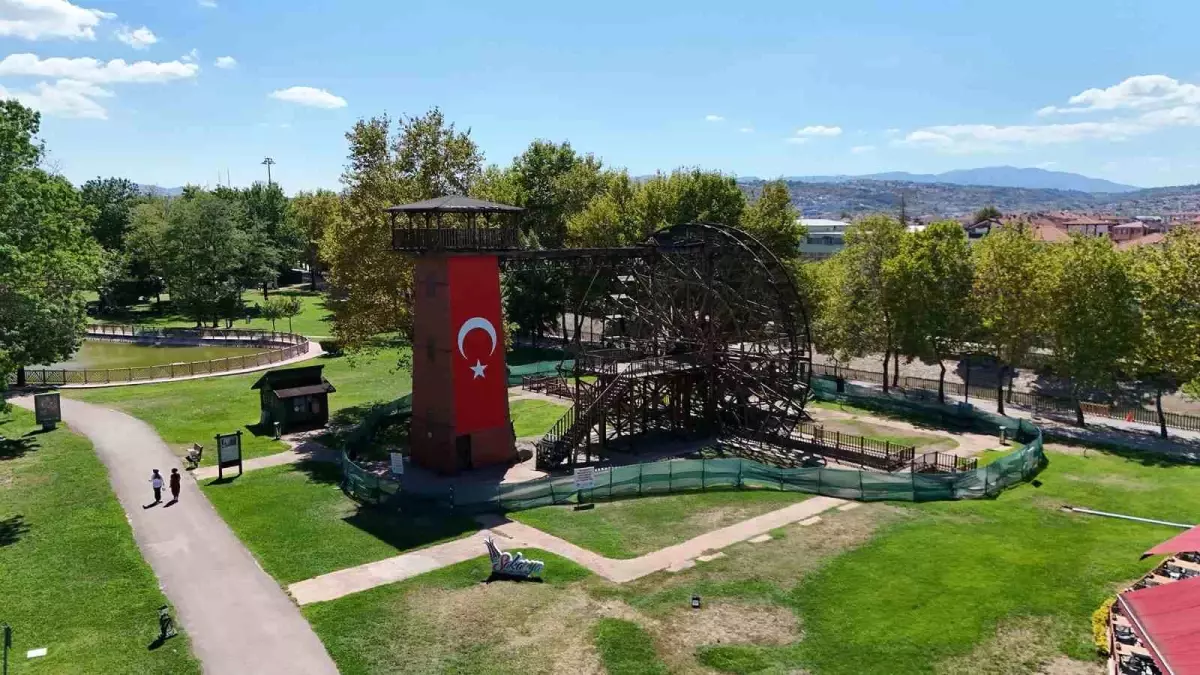 Aziz Duran Parkı'ndaki Tarihi Çark Restorasyona Gidiyor