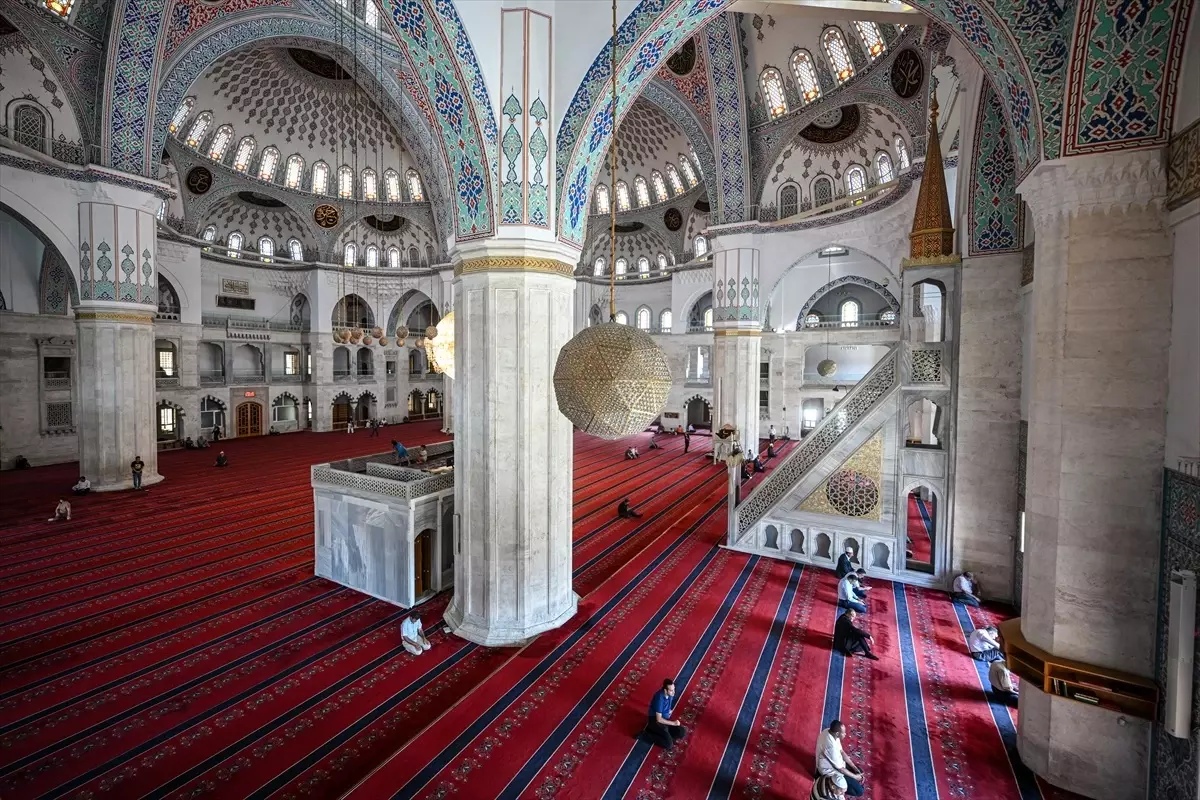 Kocatepe Camisi, 15 Temmuz’a Tanıklık Etti