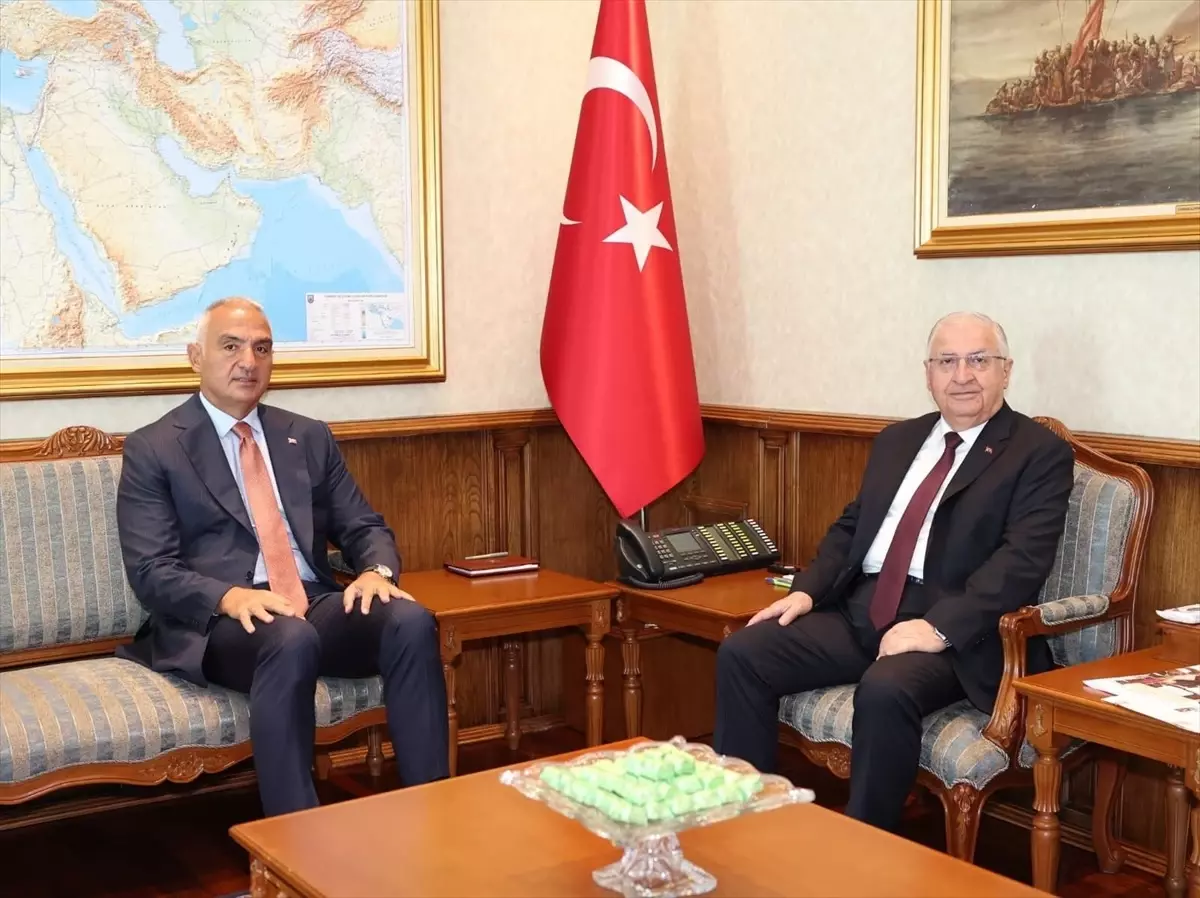 Bakanlar Güler ve Ersoy'dan Görüşme