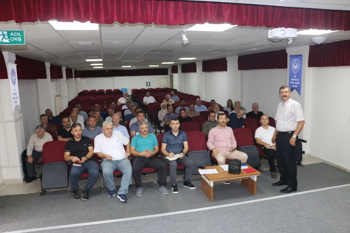 Of'ta Okul Müdürlerine Seminer