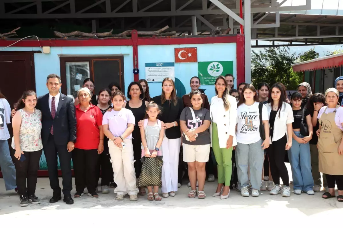 Esra Masatlı, Depremzede Çocuklarla Bir Araya Geldi
