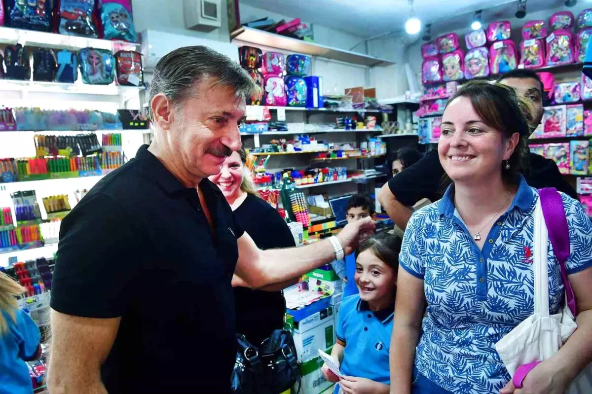 Bahçelievler Belediyesi'nden 60 Bin Öğrenciye Kırtasiye Desteği