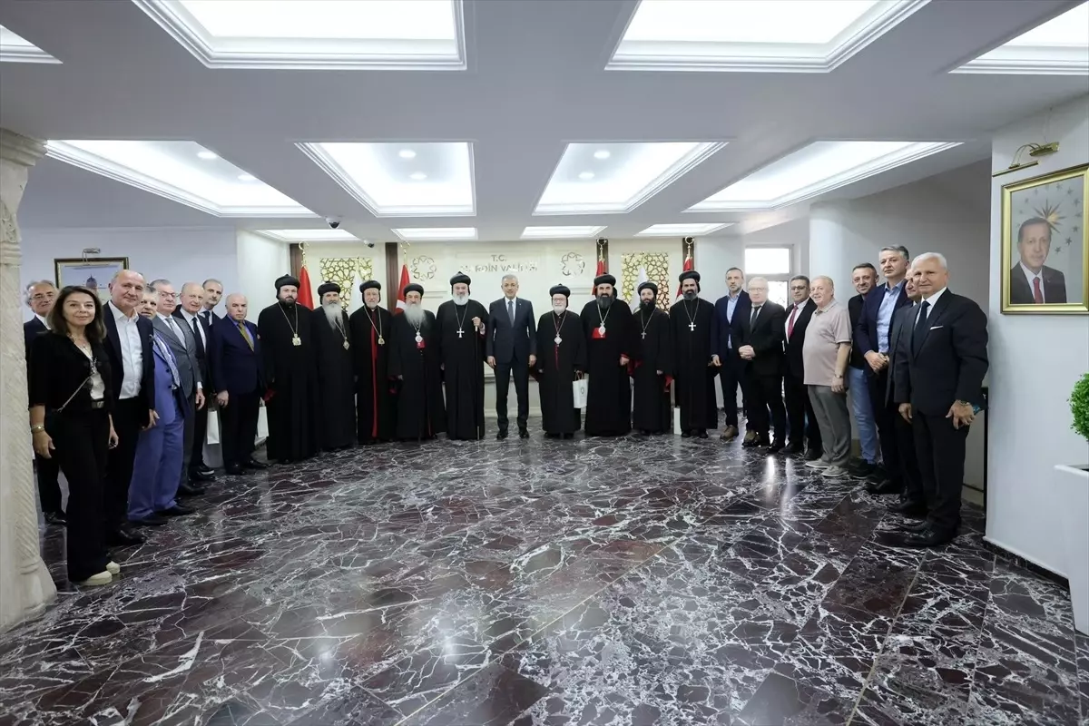Patrik Kerim Mardin Valiliği'ni Ziyaret Etti