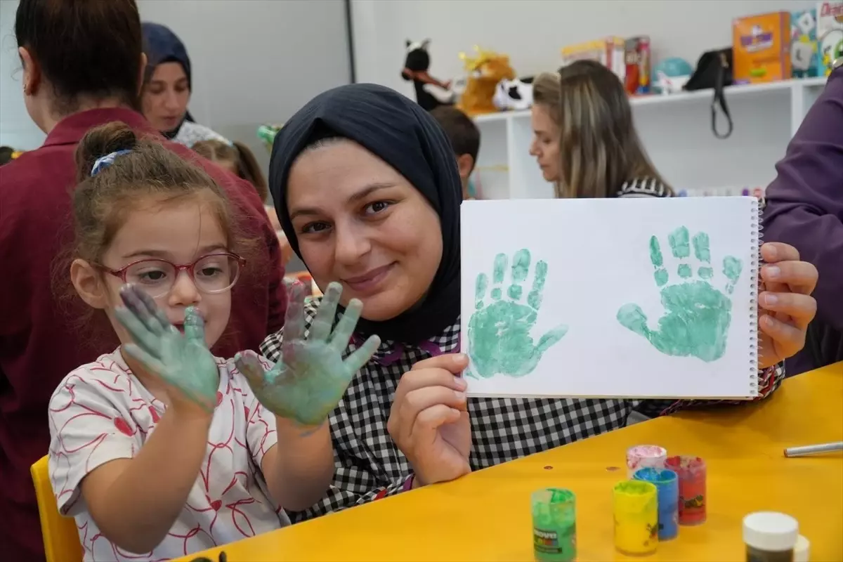Ümraniye'de Anne Çocuk Atölyeleri