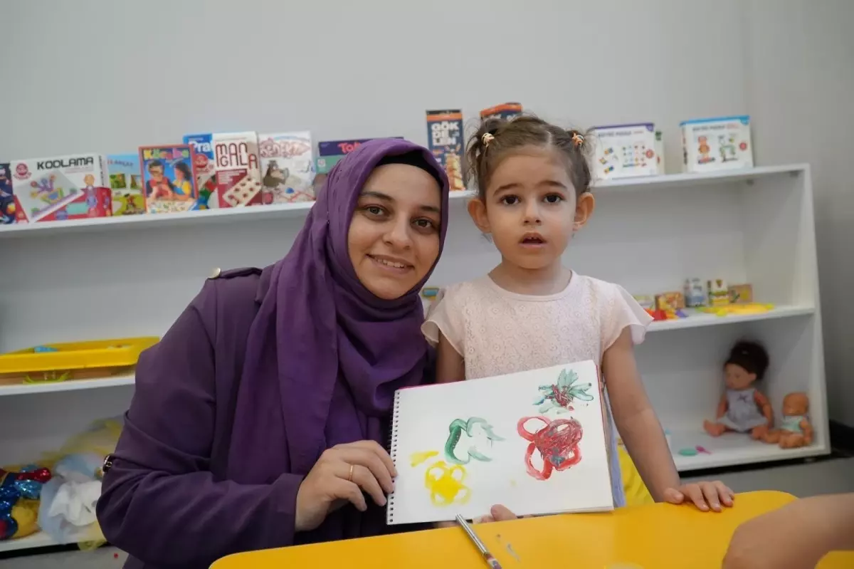 Anne Çocuk Atölyeleri Yoğun İlgi Görüyor