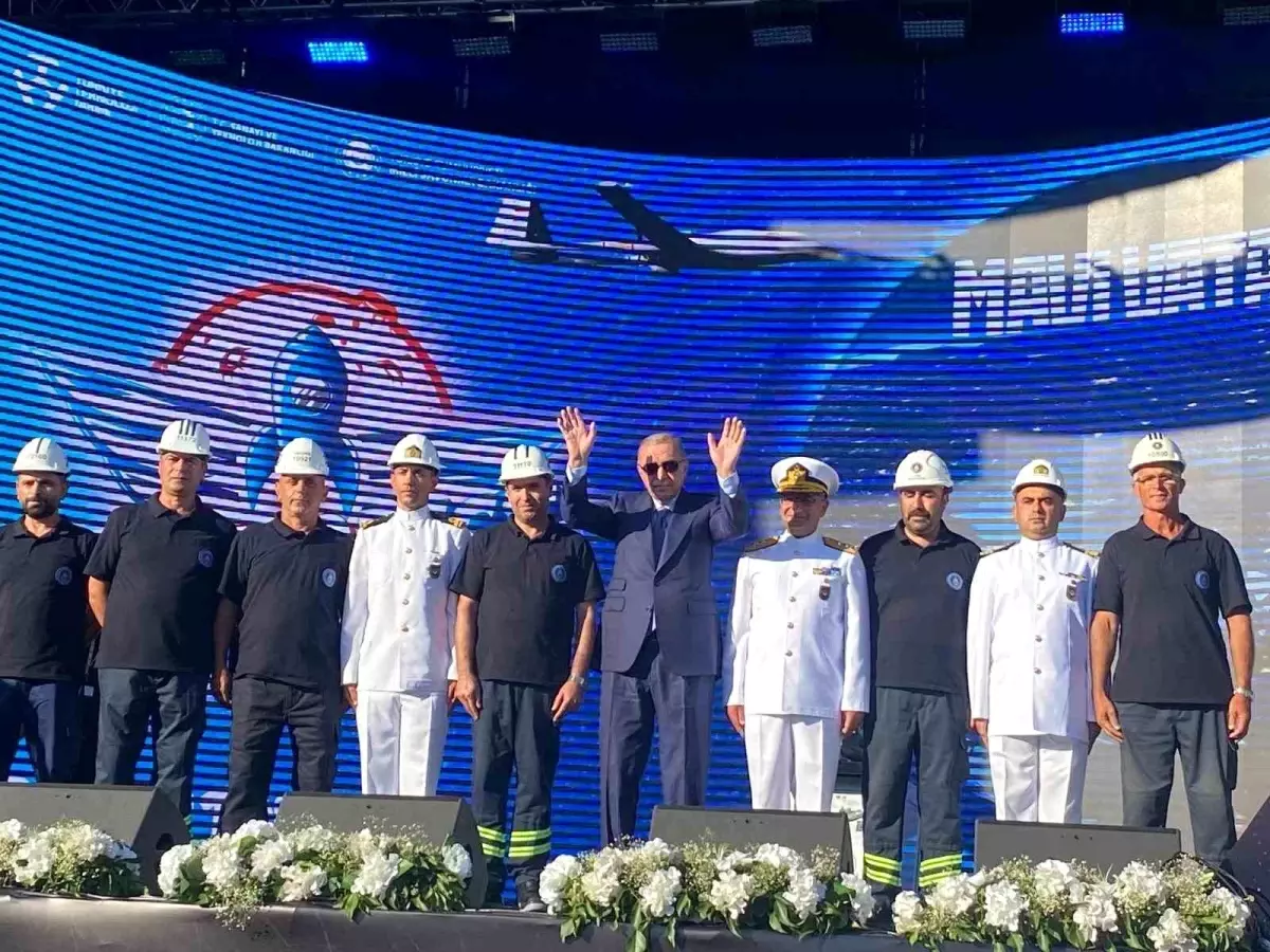 Cumhurbaşkanı Erdoğan: 'Teknofest gençliği bentleri tek tek yıkarak dolu dizgin geliyor'