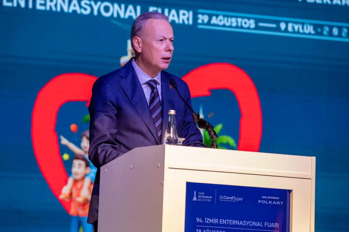 İzmir Enternasyonal Fuarı açıldı