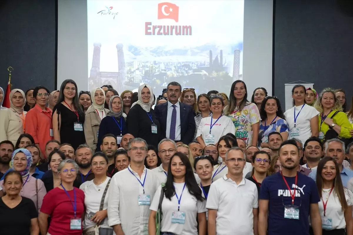 Yeni Eğitim Yılı İçin 200 Milyon Ders Kitabı
