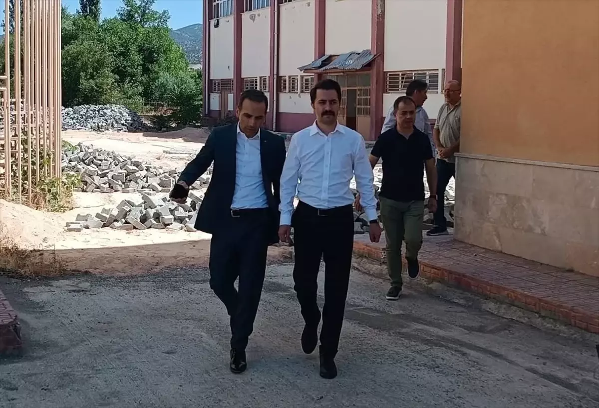 Kaymakam Demirgül Okulları Ziyaret Etti