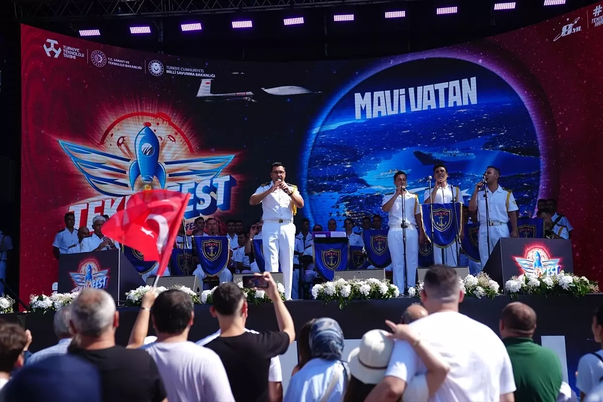 TEKNOFEST Mavi Vatan'da Zafer Bayramı Coşkusu