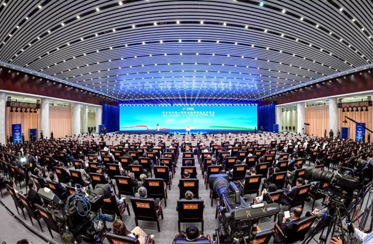 Çin-Arap Ülkeleri Fuarı Yinchuan'da Başladı