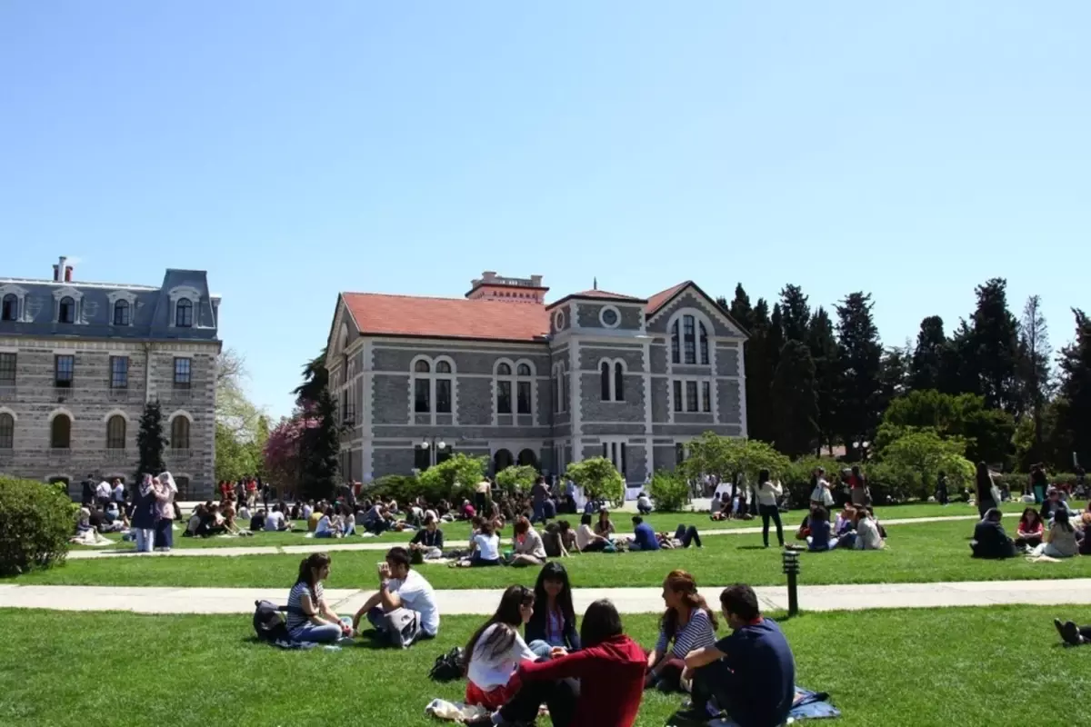 Boğaziçi Üniversitesi'nde vahşet! 15 yaşındaki çocuğu öldürüp intihar etti